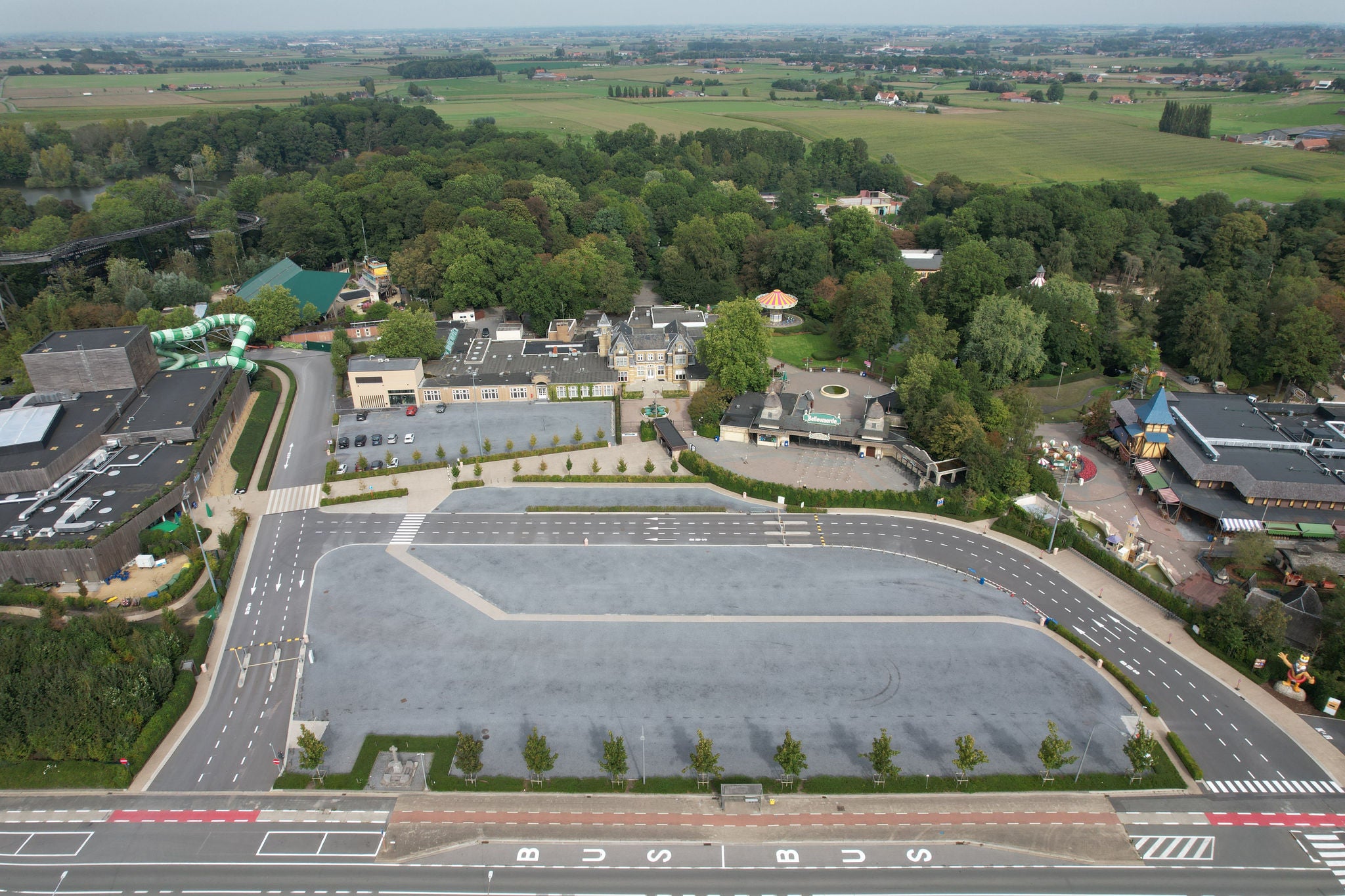 Parking Leeuw vooraanzicht.